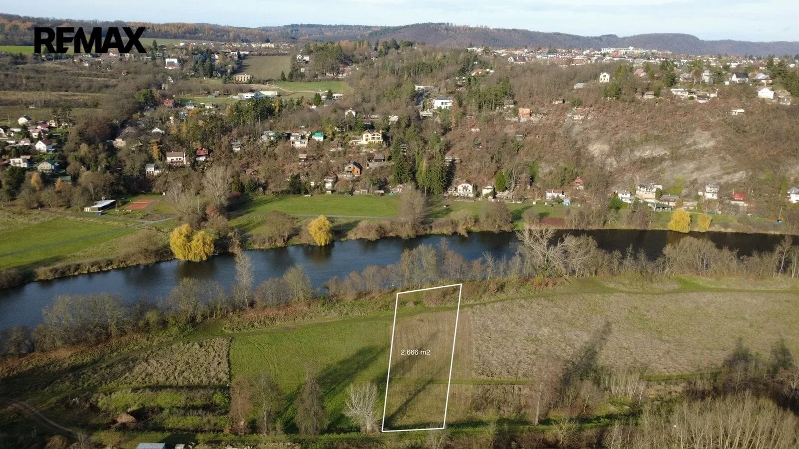 Prodej pozemku 96565 m², Všenory, Fotografie 2 z 15