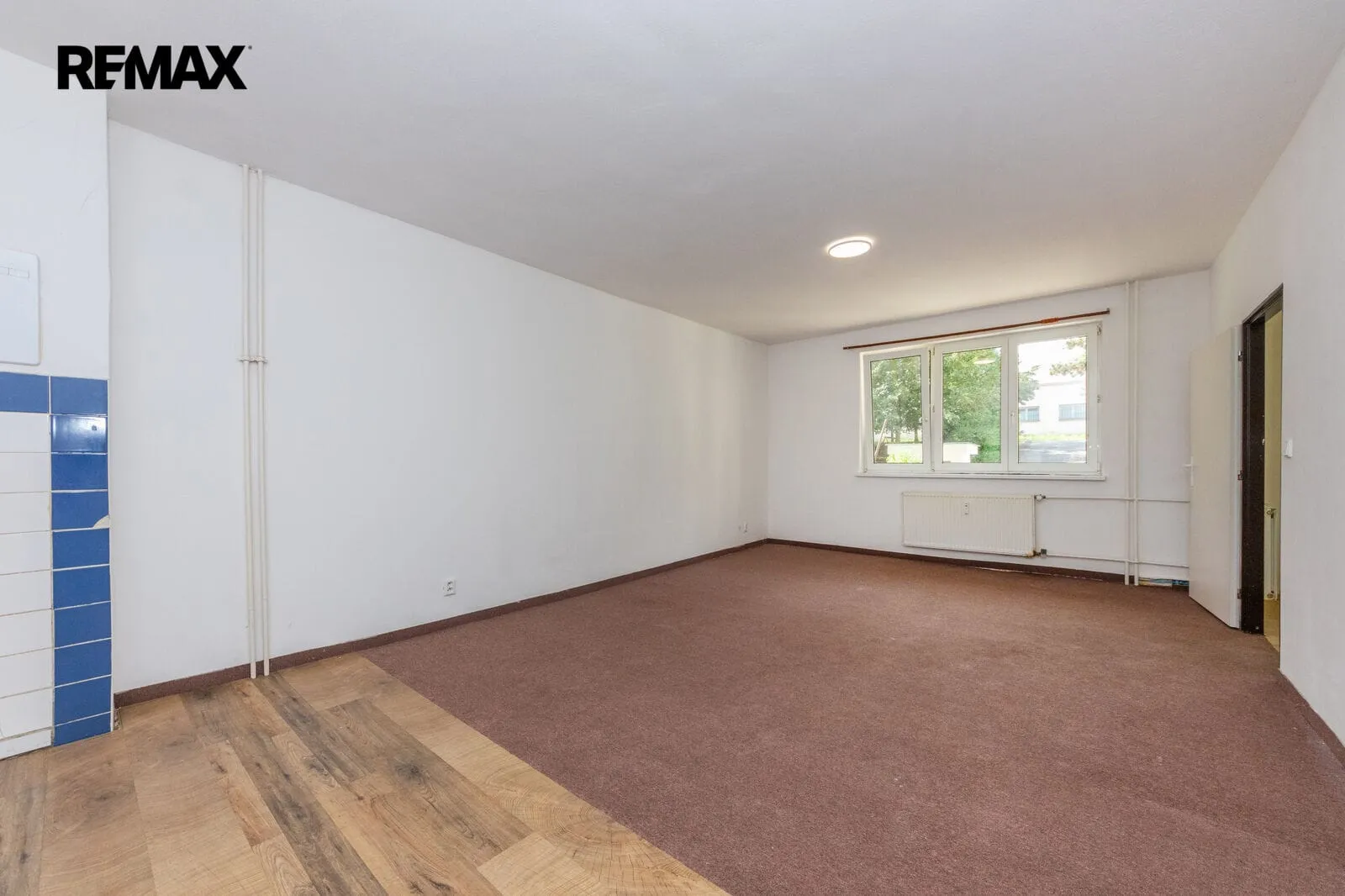 Prodej bytu 1+kk v osobním vlastnictví 49 m², Praha 5 – Zbraslav, Fotografie 2 z 15